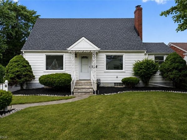 191 E Martin Street , Amherst, OH 44001