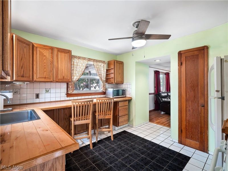 7403 Virginia Avenue, Parma, OH 44129 Photo 19
