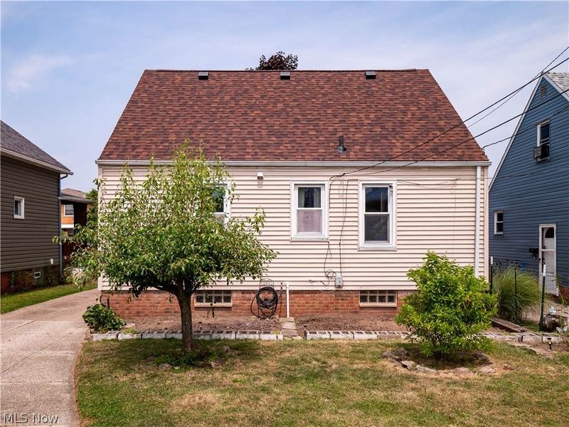 7403 Virginia Avenue, Parma, OH 44129 Photo 7