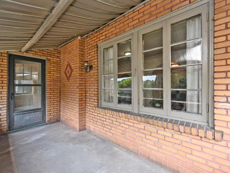 1134 Fairbanks Avenue, Cincinnati, OH 45205 Photo 6