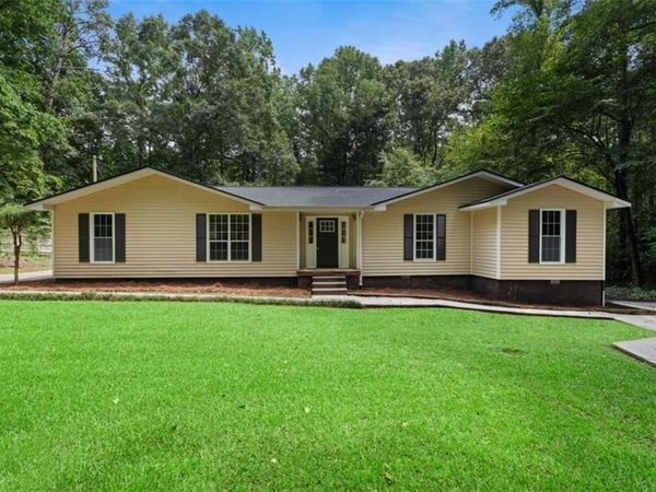 419 Marcella Avenue, Sharpsburg, GA 30277