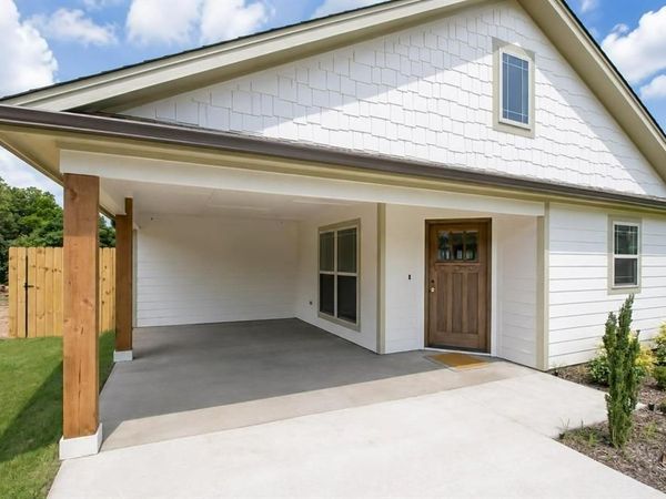 425 S Bonner Street , Jacksonville, TX 75766