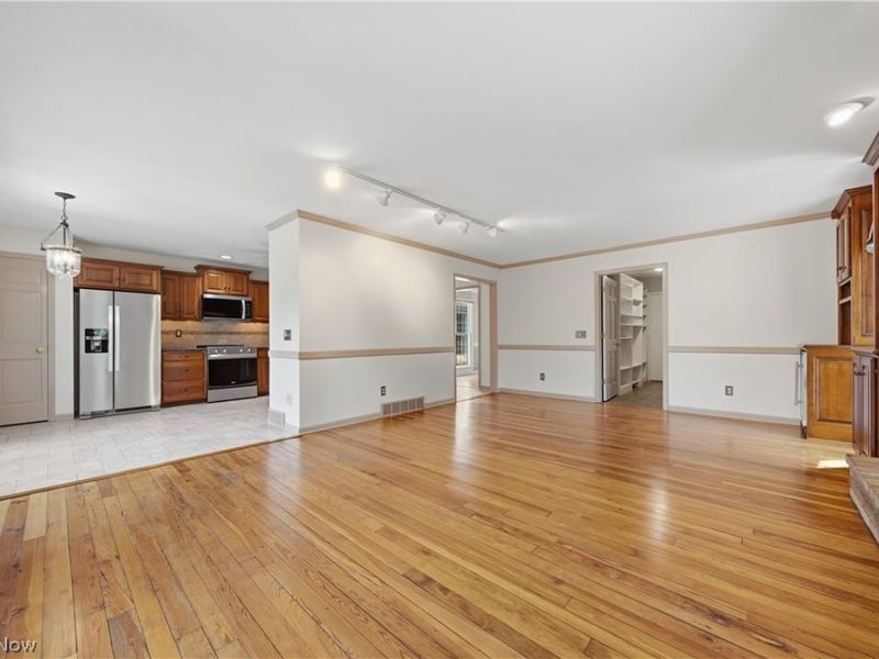 1219 Briarview Avenue NW, North Canton, OH 44720 Photo 11