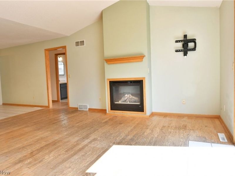 10420 Carrie Drive , New Middletown, OH 44442 Photo 12