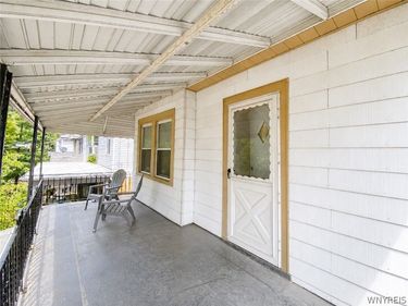 165 Dearborn Street, Unit upper, Buffalo, NY 14207