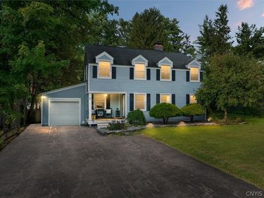 405 Salt Springs Street, Fayetteville, NY 13066