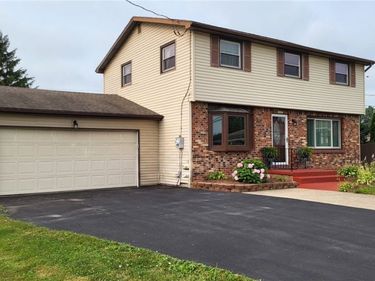 1057 Mineral Springs Road, Buffalo, NY 14224