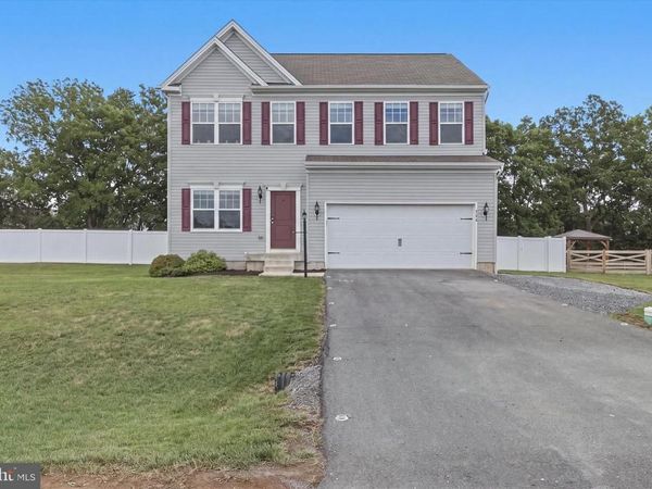 304 PARADISE VIEW DRIVE, GREENCASTLE, PA 17225