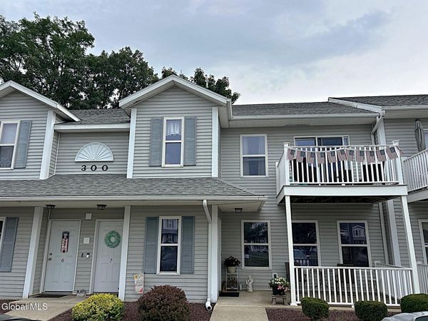 307 Cambridge Manor Drive, Scotia, NY 12302