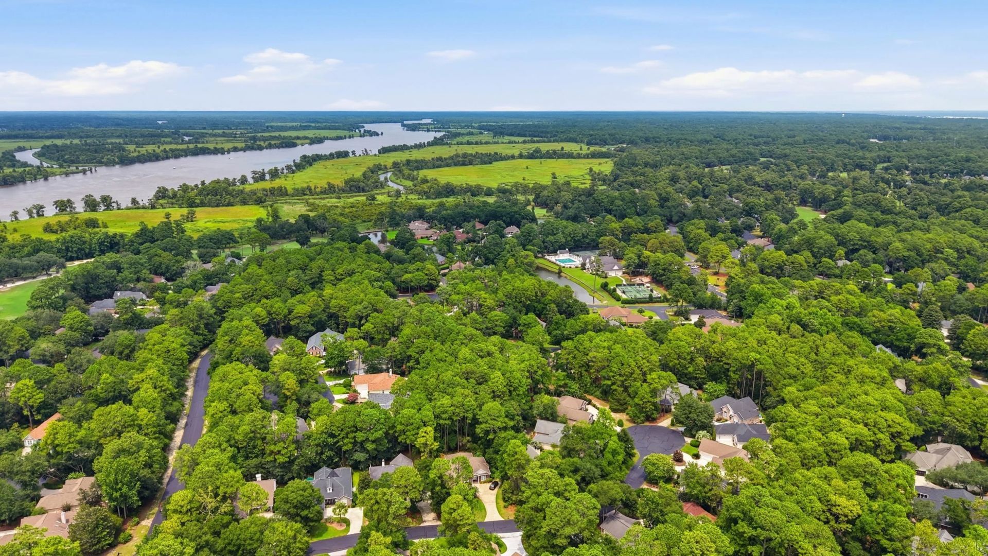 108 Prestwick Dr. Photo 4