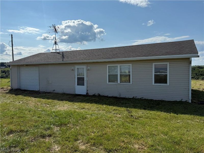 57806 Township Road 261, West Lafayette, OH 43845 Photo 1