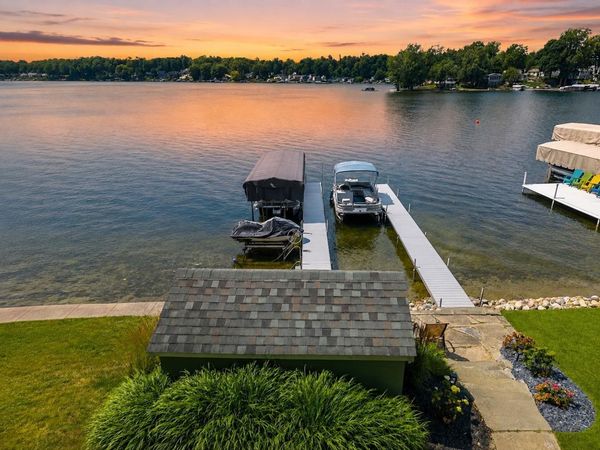 5698 S 980 E, Wolcottville, IN 46795