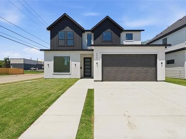 2401 Peabody Avenue, Dallas, TX 75215