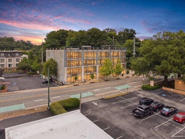 417 Frazier Avenue, Unit 202, Chattanooga, TN 37405