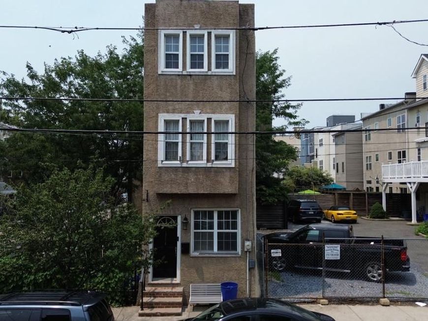 1214 S 4th Street , Philadelphia, PA 19147 Main Photo