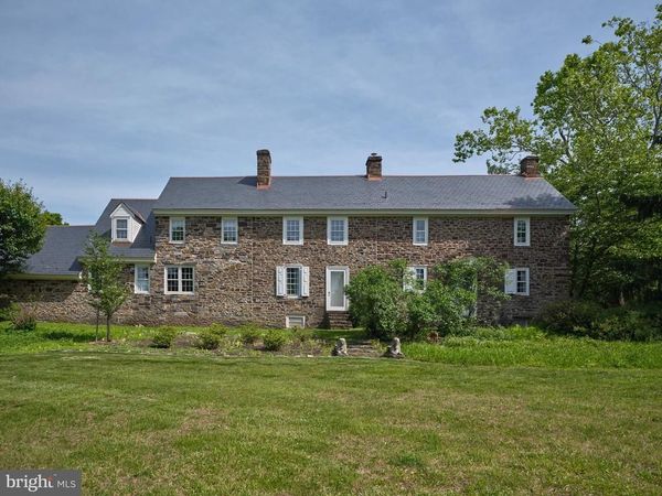 DOYLESTOWN, PA 18902