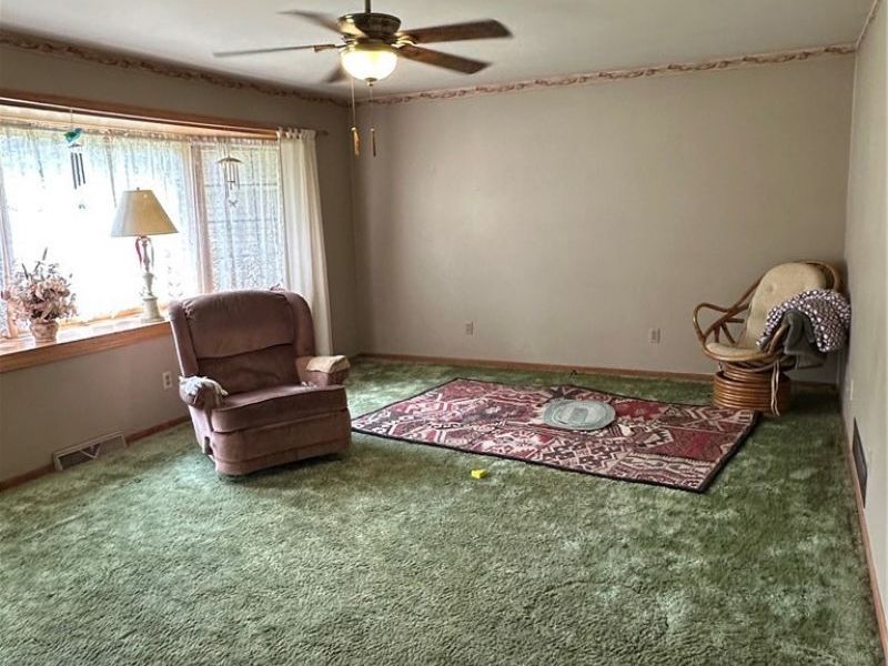 477 Catalina Drive, Akron, OH 44319 Photo 3