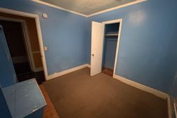 2419 Center Street photo 4