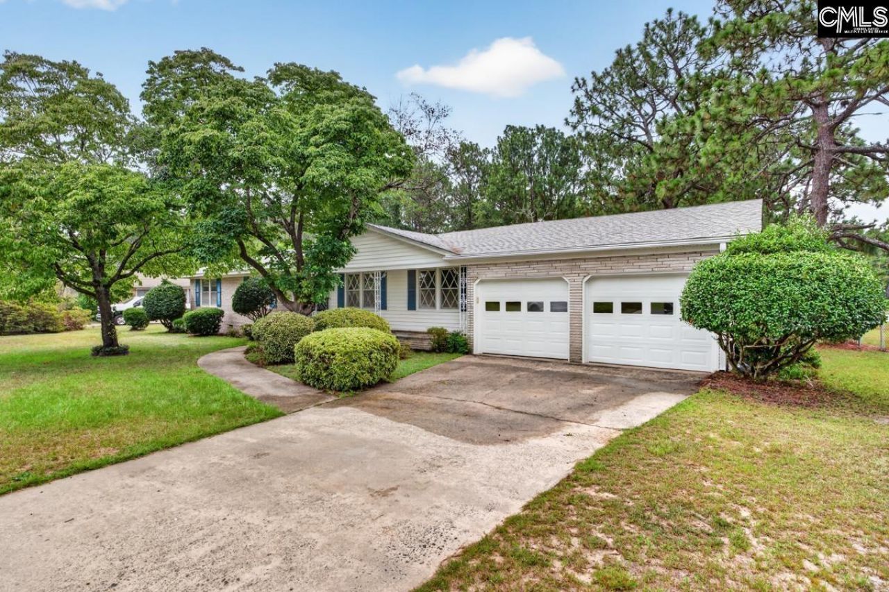 1101 W Fairhill Drive  Photo 14