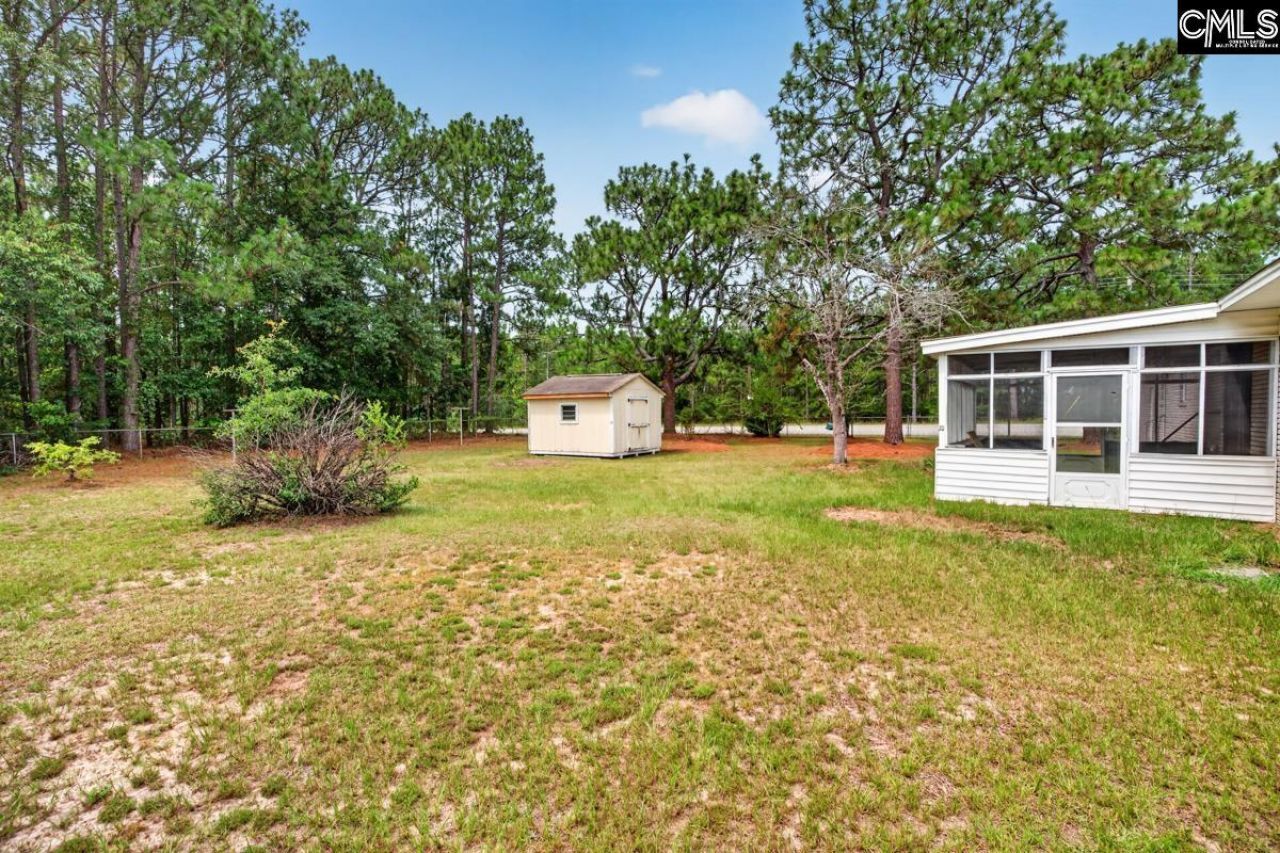 1101 W Fairhill Drive  Photo 27