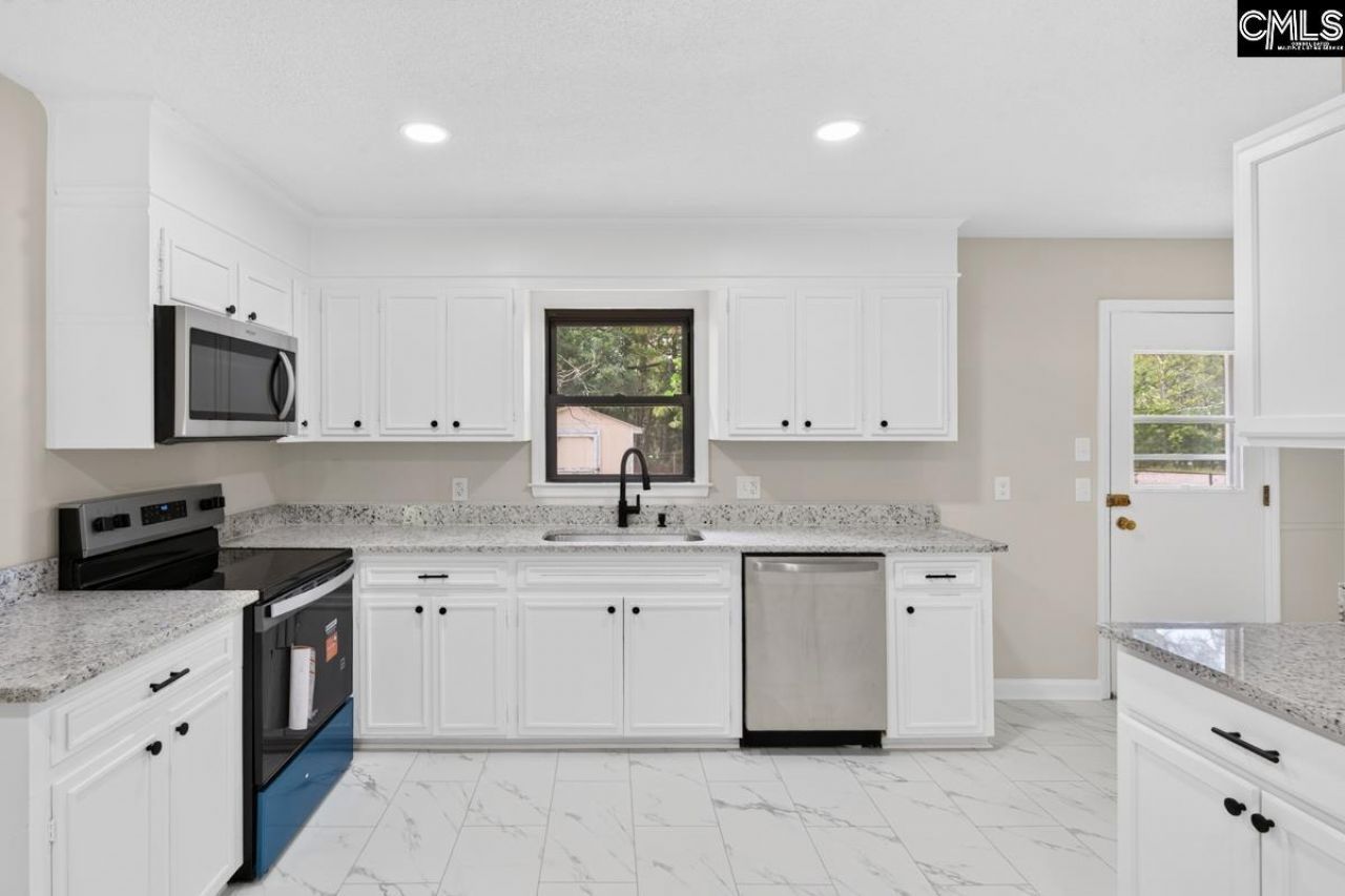 1101 W Fairhill Drive  Photo 30