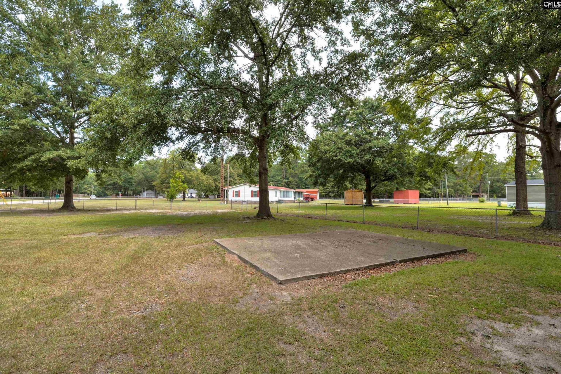 5225 Christine Drive  Photo 4