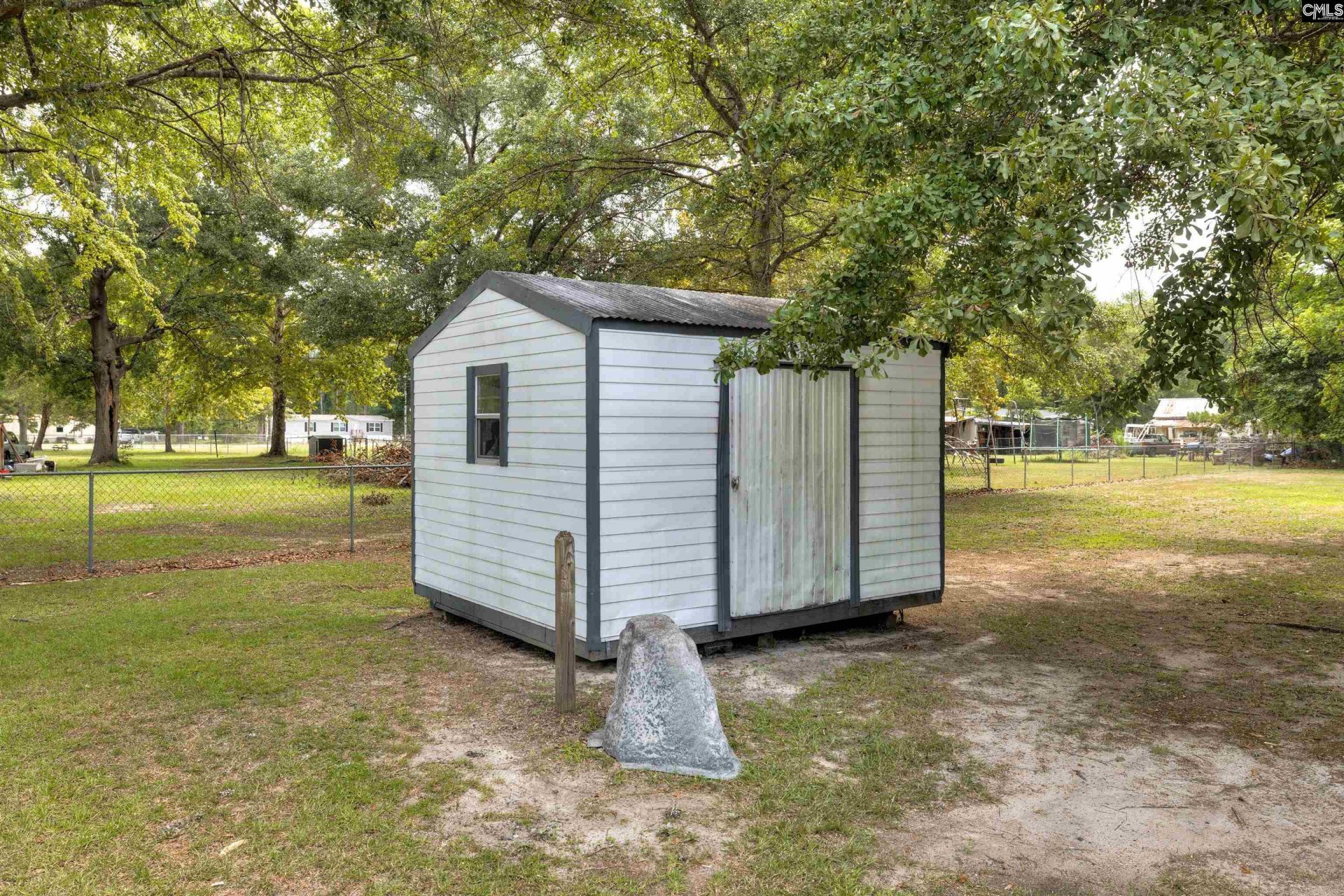 5225 Christine Drive  Photo 5