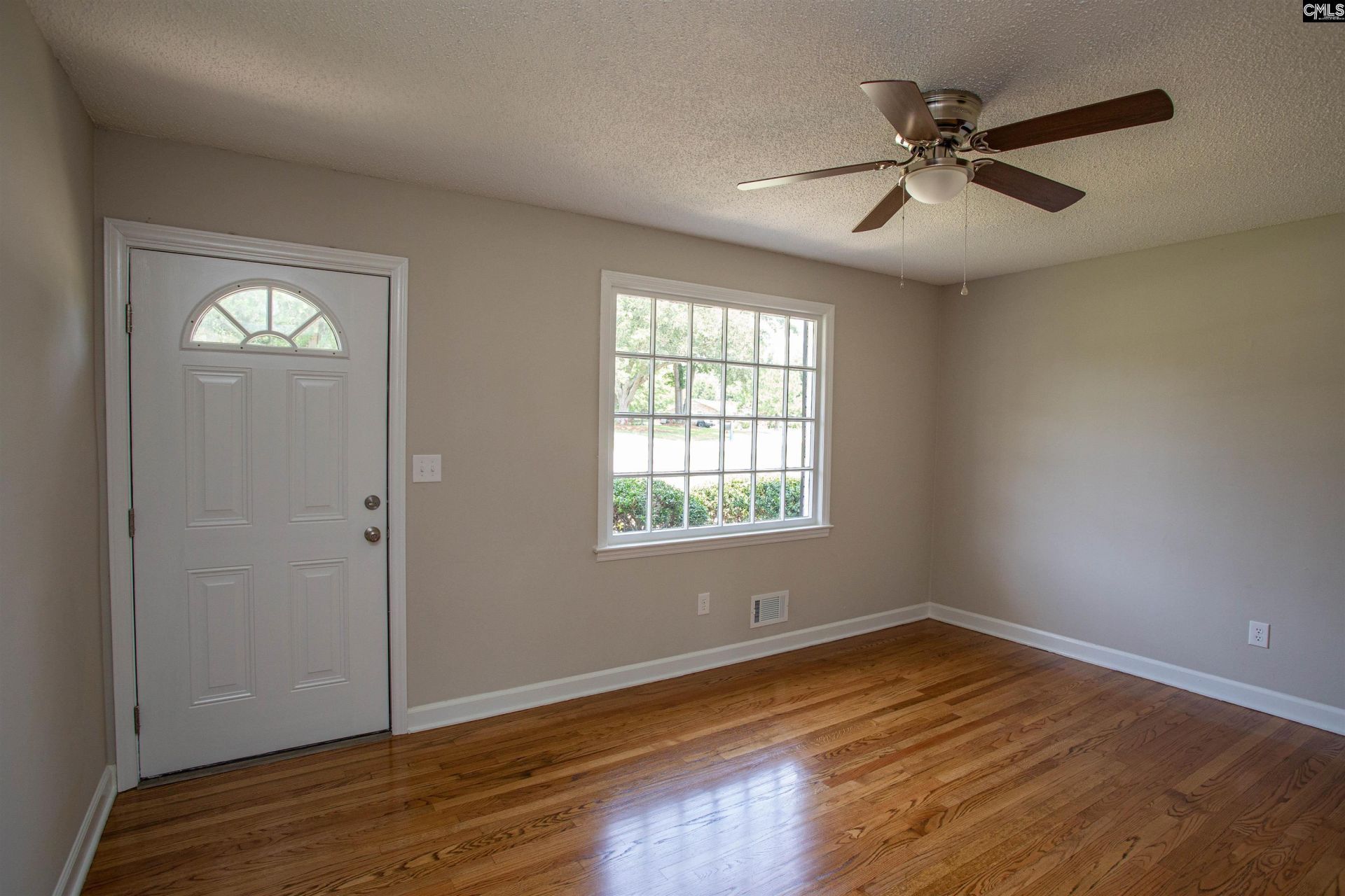 2112 Bateman Boulevard  Photo 10