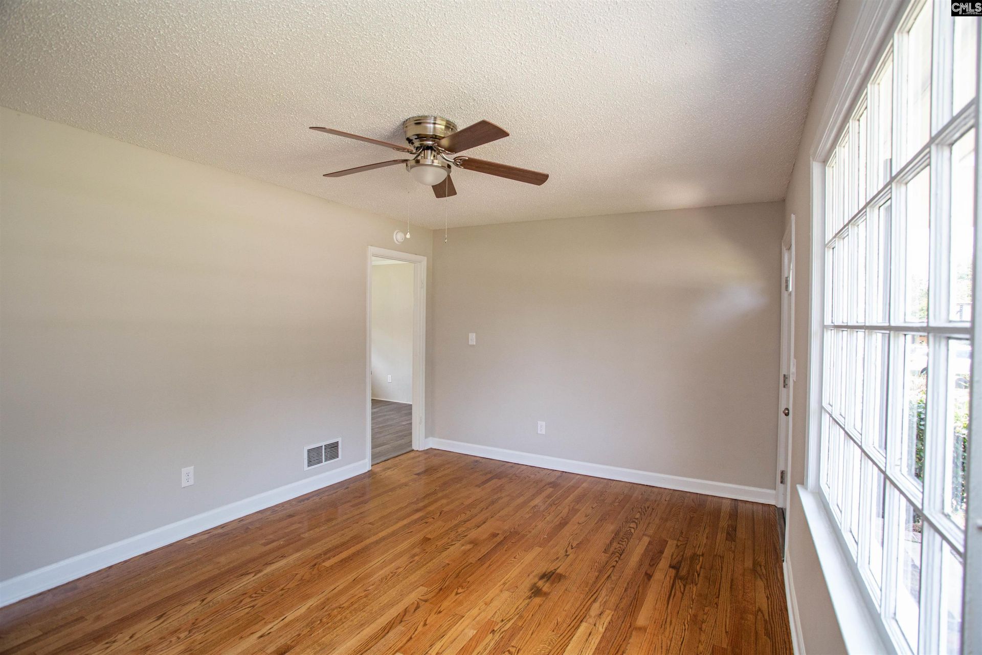 2112 Bateman Boulevard  Photo 11