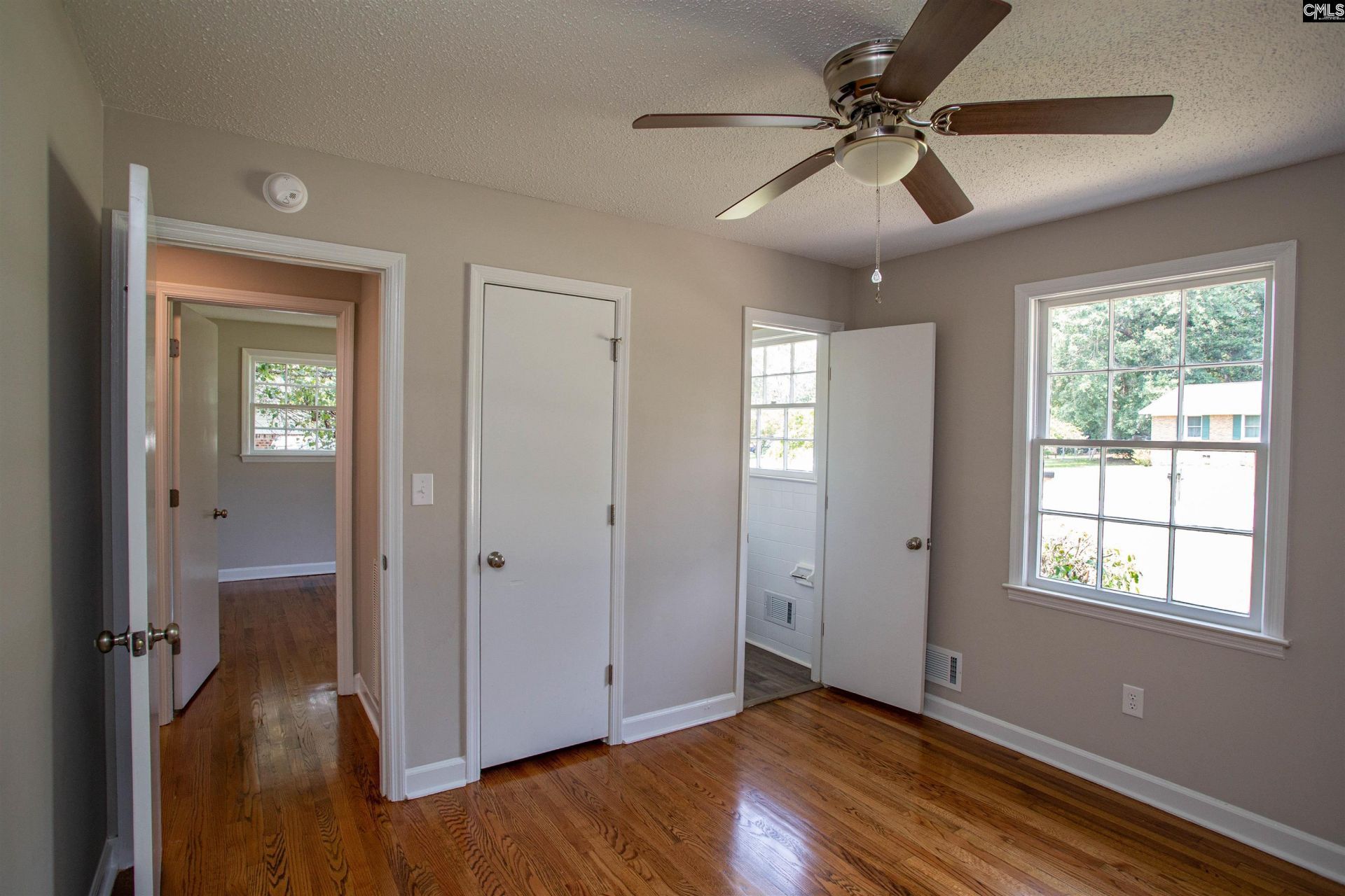 2112 Bateman Boulevard  Photo 14