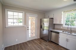2112 Bateman Boulevard  photo 4