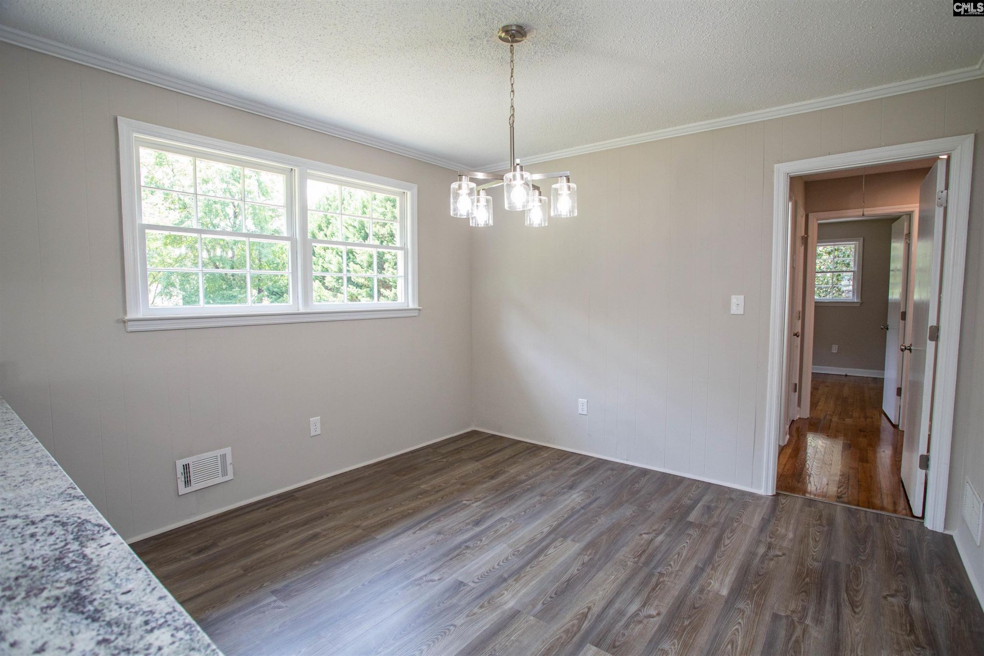 2112 Bateman Boulevard  Photo 8