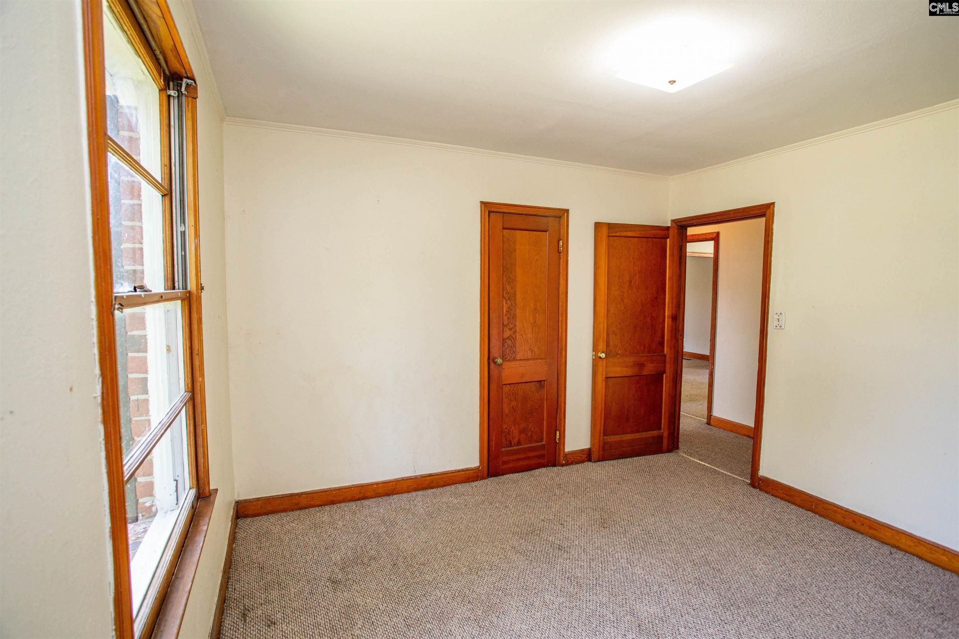 1411 Woodlawn Drive  Photo 10