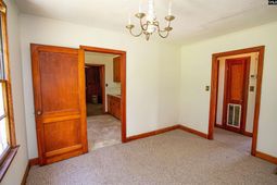 1411 Woodlawn Drive  photo 4