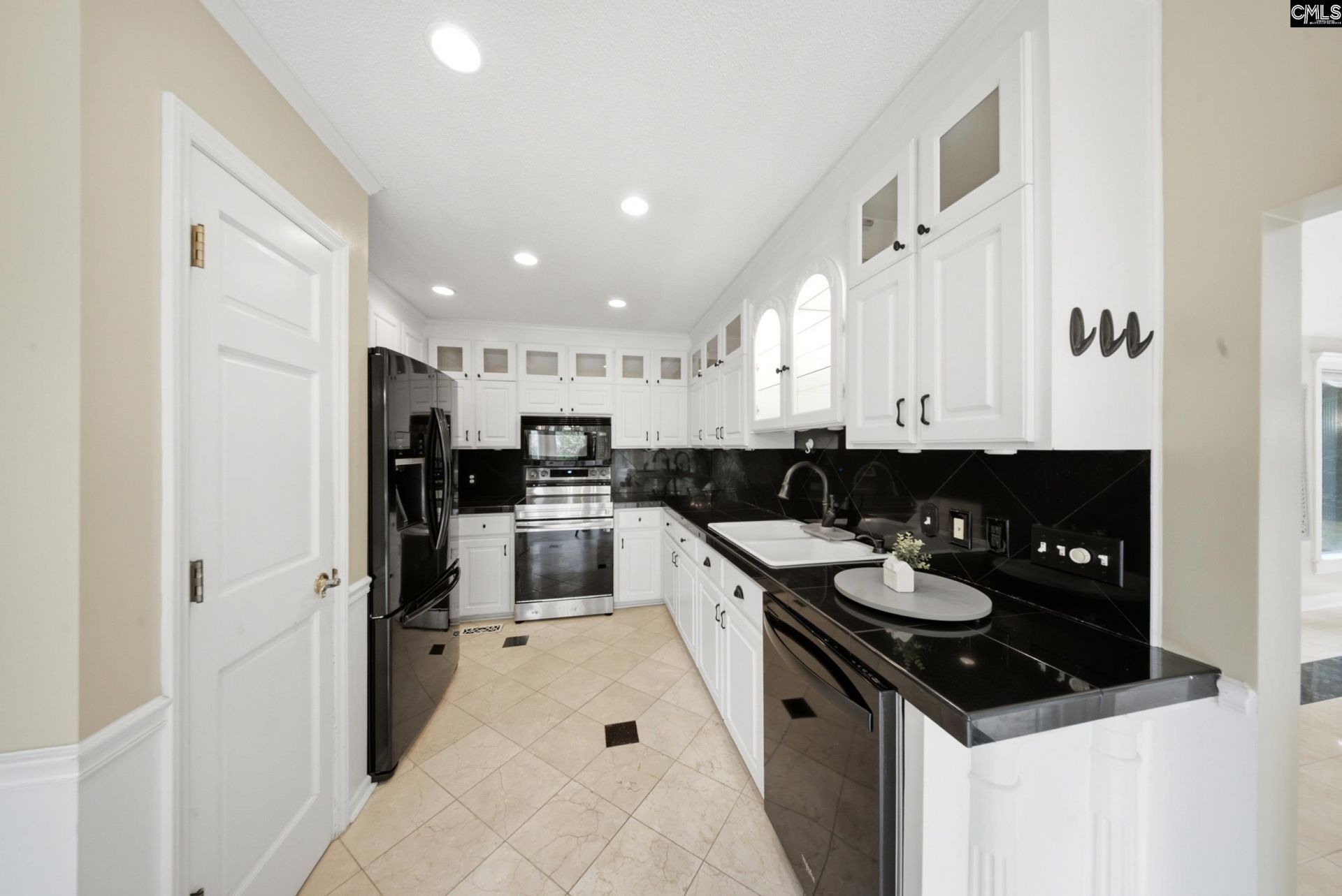 1504 Jessamine Road  Photo 9