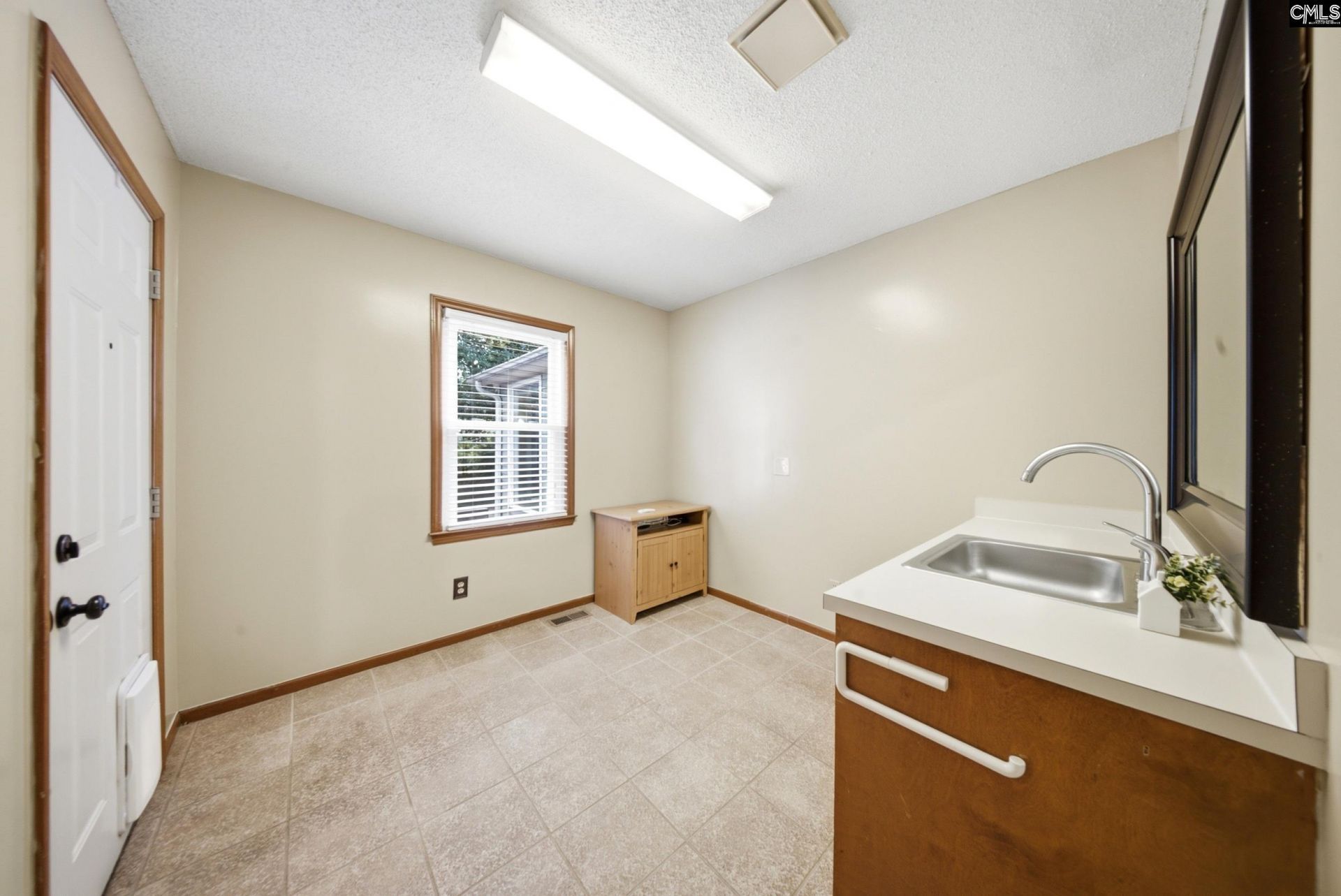 1504 Jessamine Road  Photo 18