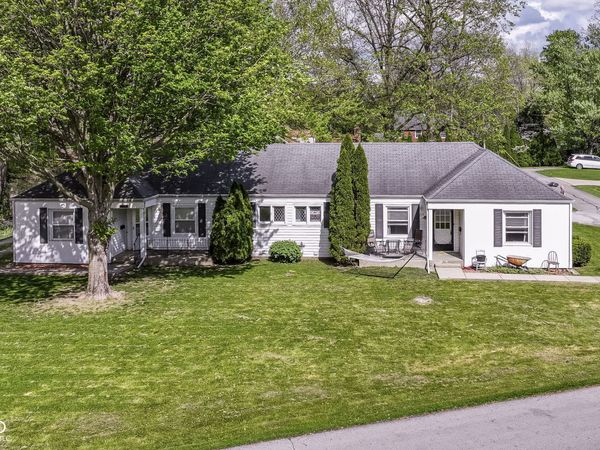 208-210 Donnelly Drive, Anderson, IN 46011