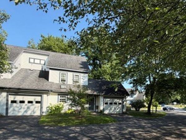 144 Hayes Avenue, South Burlington, VT 05403