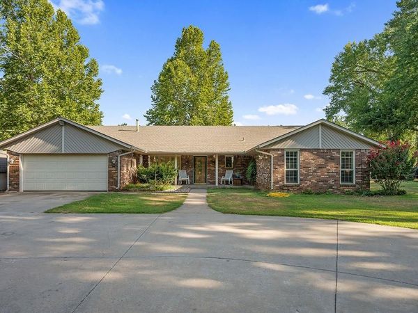 2341 Squirrel Road, Tuttle, OK 73089