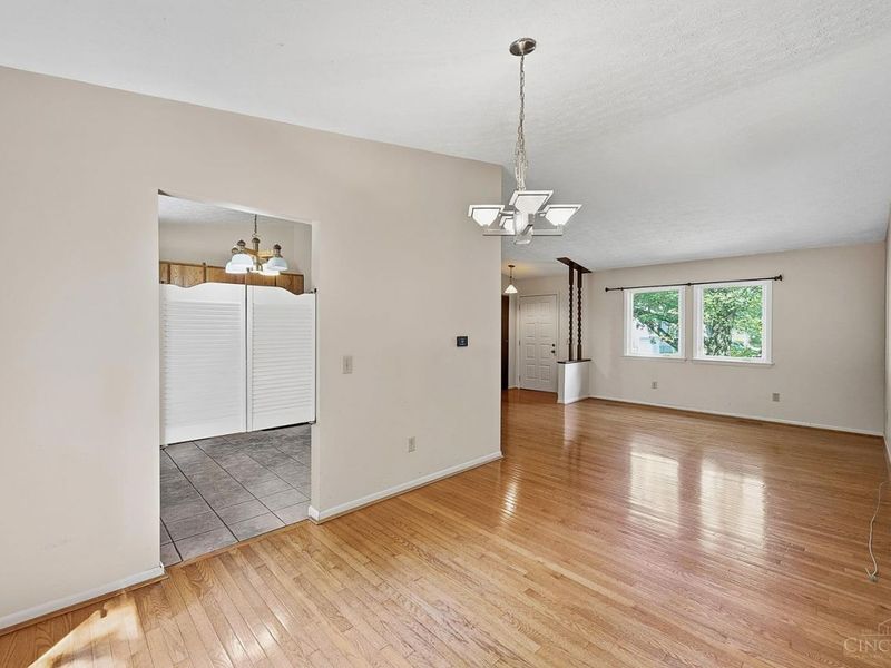 8259 Ravenwood Way, West Chester, OH 45069 Photo 21