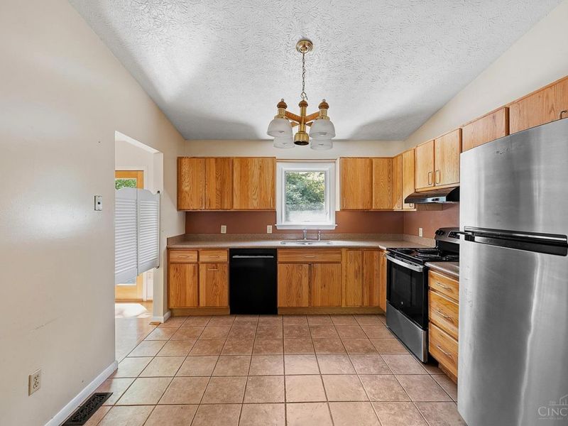 8259 Ravenwood Way, West Chester, OH 45069 Photo 25
