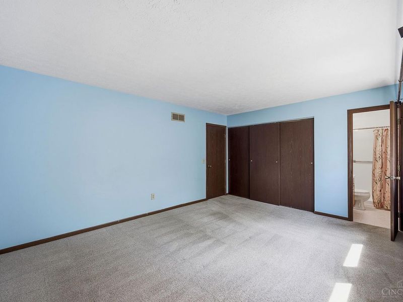 8259 Ravenwood Way, West Chester, OH 45069 Photo 38