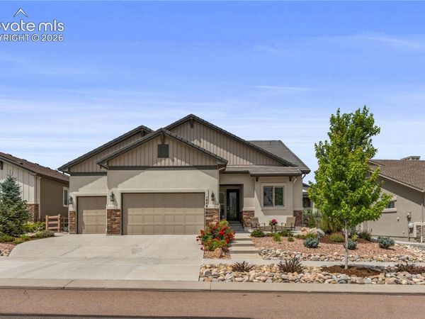 1848 Walnut Creek Court, Colorado Springs, CO 80921