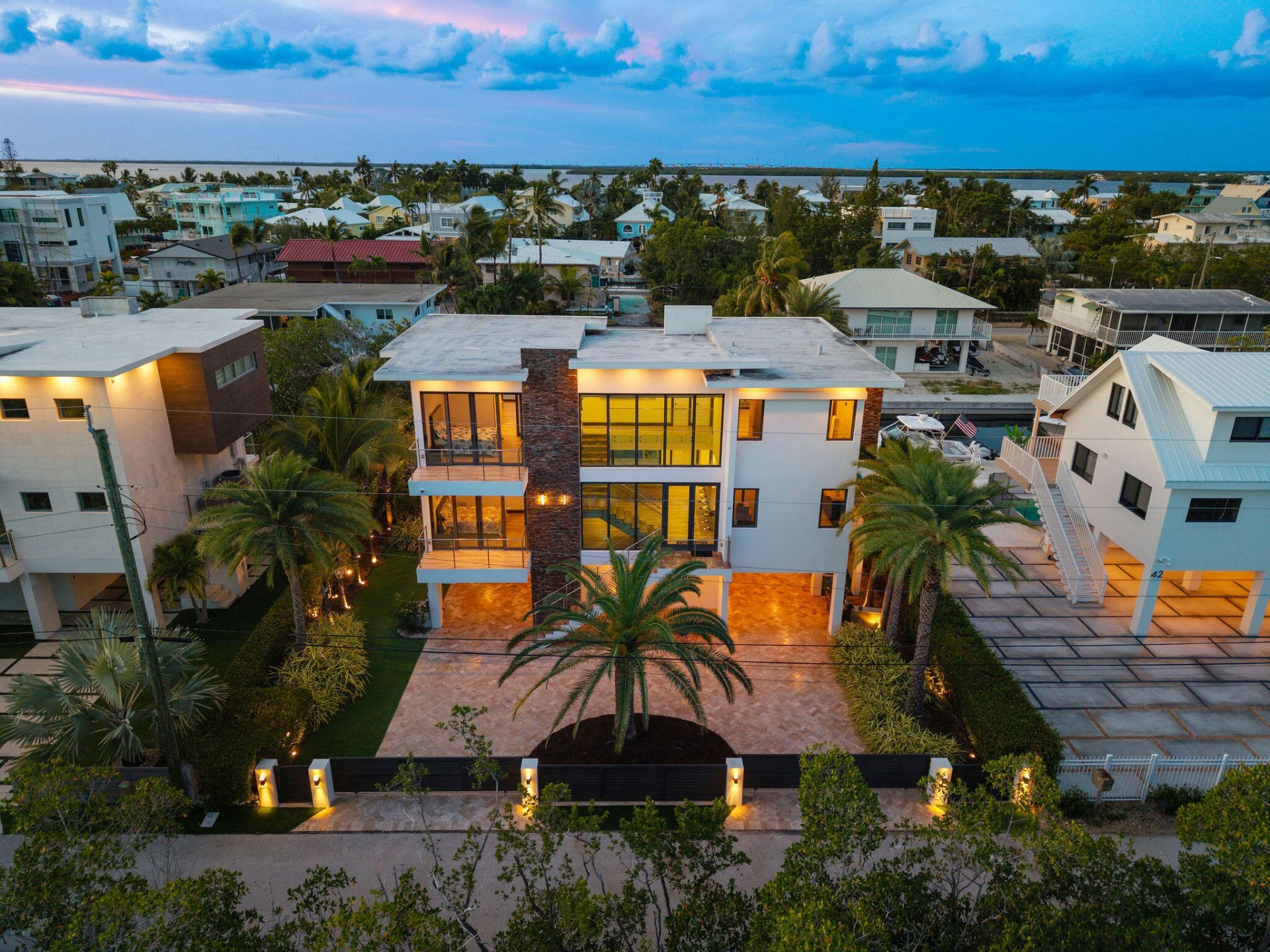 44 S Blackwater Lane, Key Largo, FL 33037 Photo