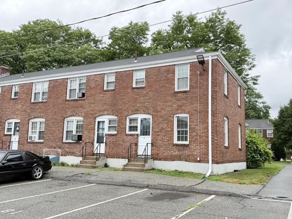 26 Colony Rd, Unit 26, West Springfield, MA 01089