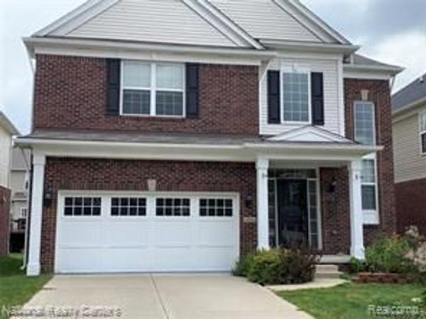 45303 Bartlett Drive, Novi, Mi 48377