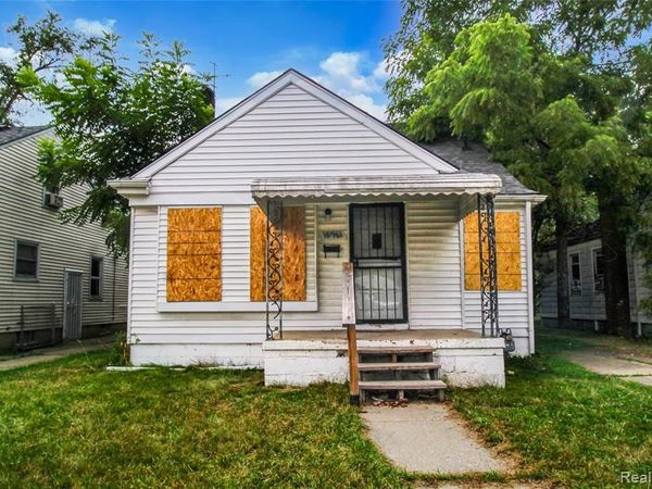 18961 Pierson Street , Detroit, MI 48219