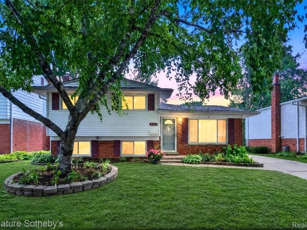 940 Langley Boulevard, Clawson, Mi 48017