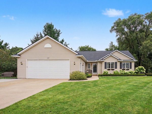 10327 Sara Mae Drive, Zeeland, MI 49464
