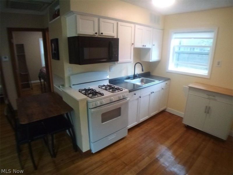 1122 Grand Avenue, Madison, OH 44057 Photo 8